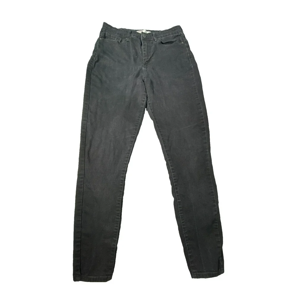 Levis please see